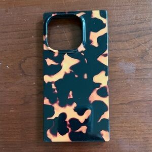 Flaunt SQUARE Tortoise Print iPhone case for 15 Pro + MagSafe
